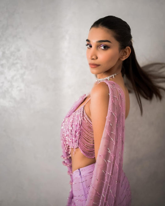 JUHI GODAMBE in OLEINA