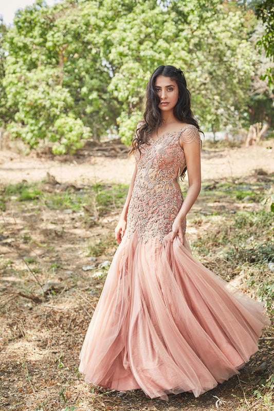 Onion pink Back Tassel Flounced Gown