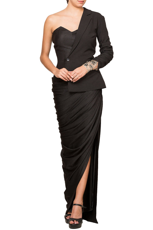 JACQUELINE FERNANDES