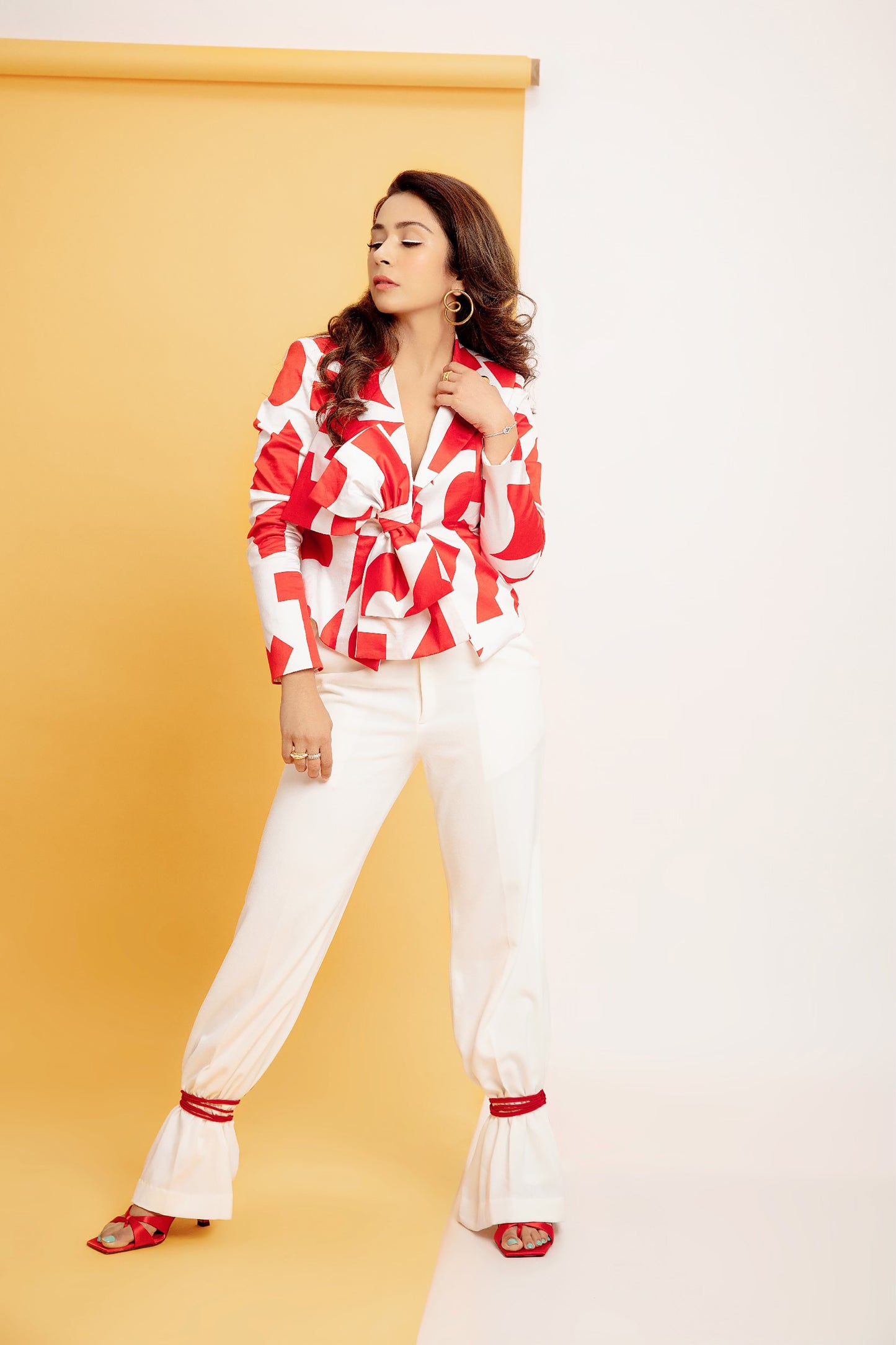 Blazer with a bow