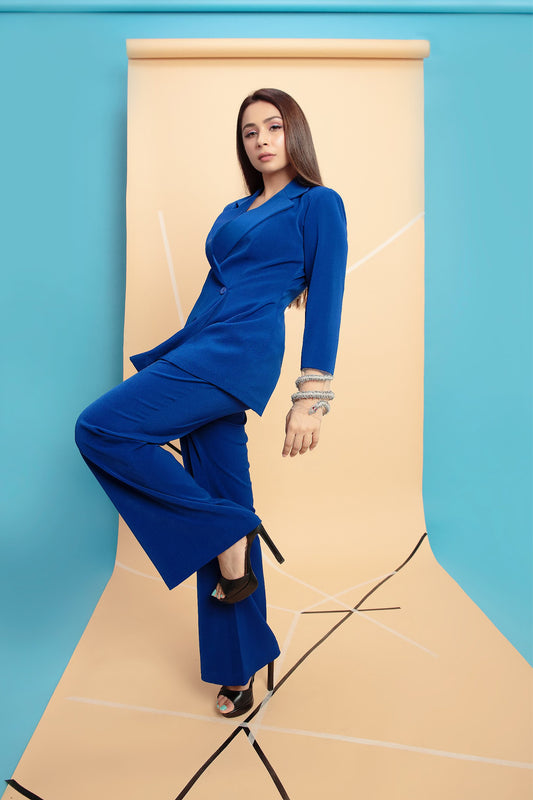 Classic blazer with flared pants