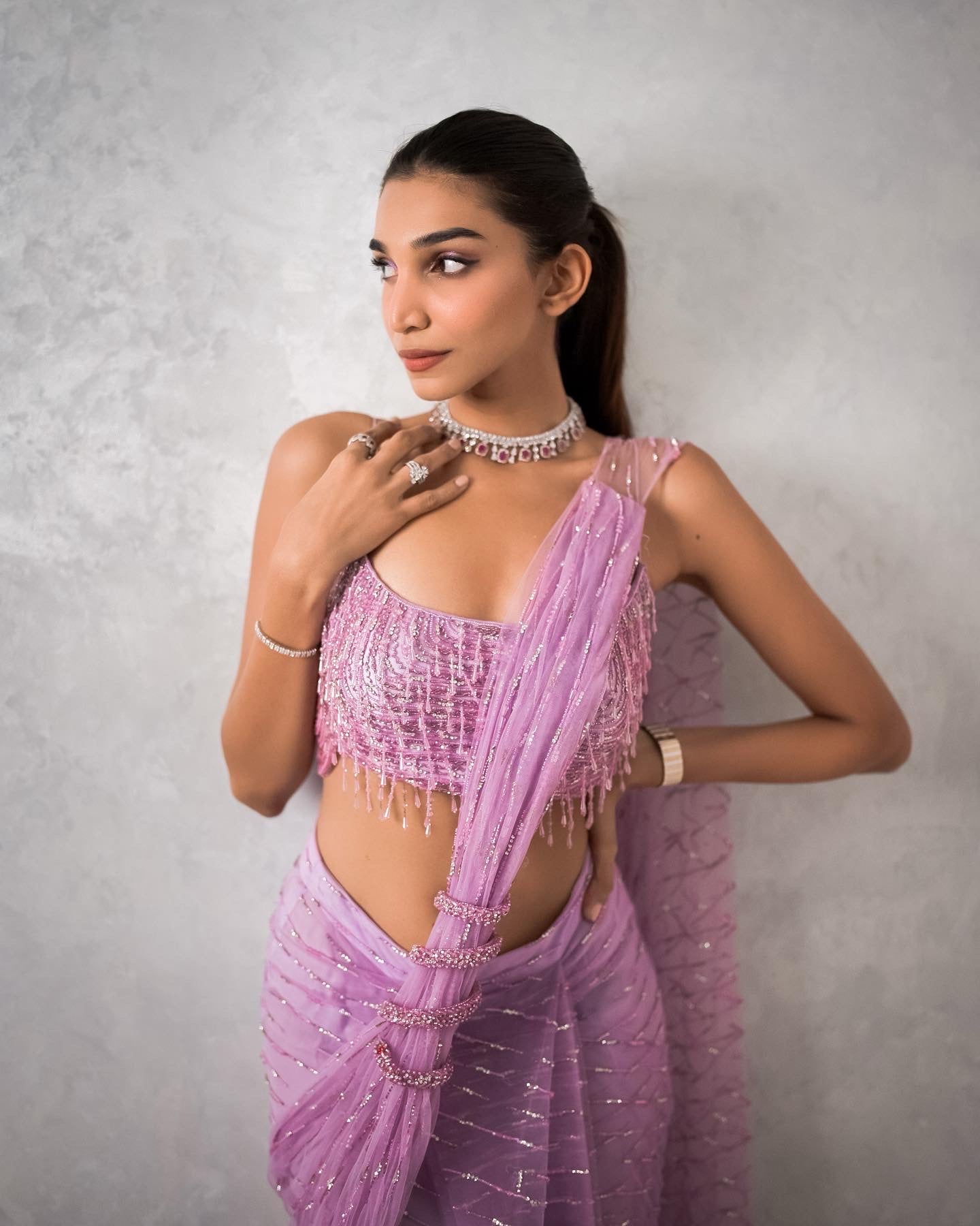 JUHI GODAMBE in OLEINA